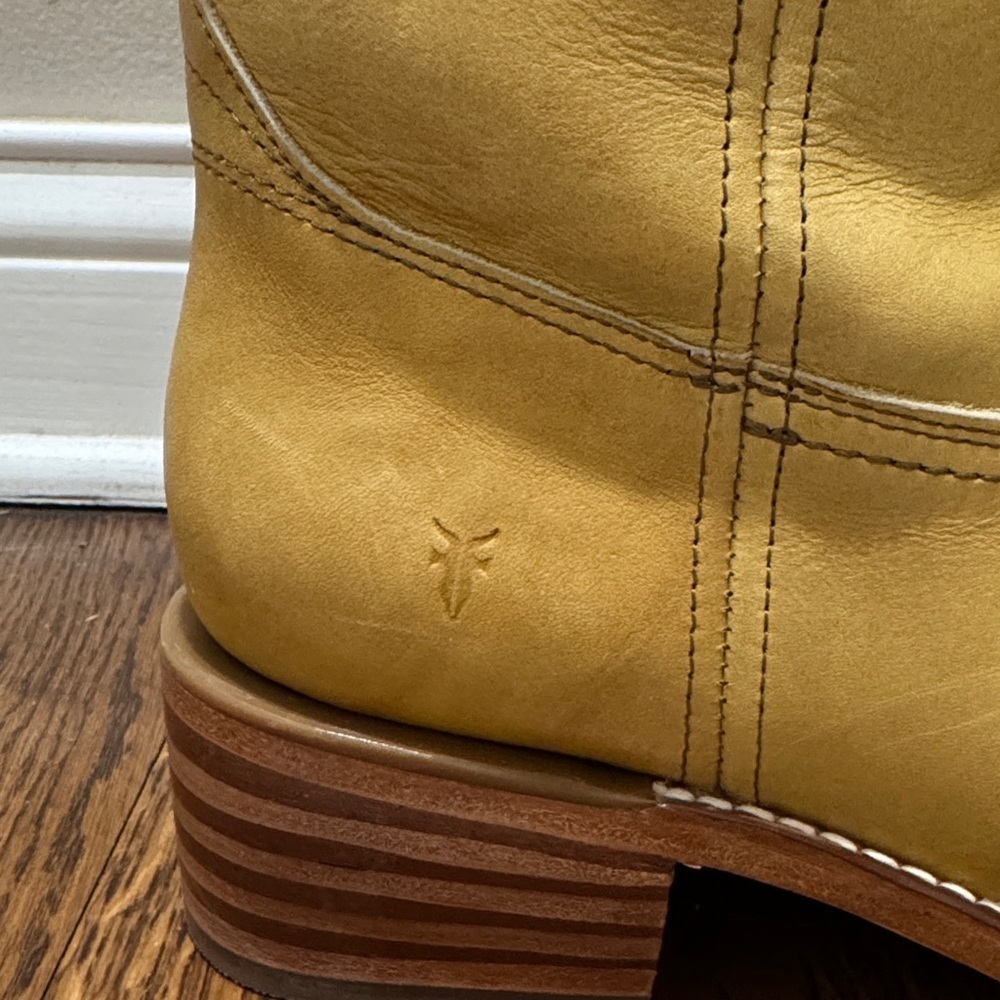 Frye Campus 14R Banana Leather Boots Womens Size 11 - Picture 5 of 13